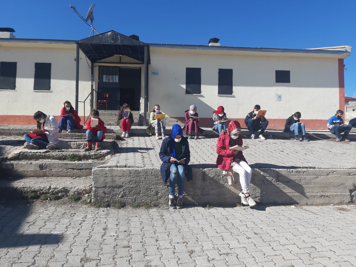 Ayşegms tweet media