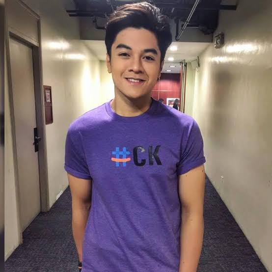 OFCCkLoyals's tweet photo. Our favorite Hashtag Member @hashtag_CK !

Happy Anniversary Hashtags!

HASHTAG5 ANNIVERSARY https://t.co/kre8vGb9HP