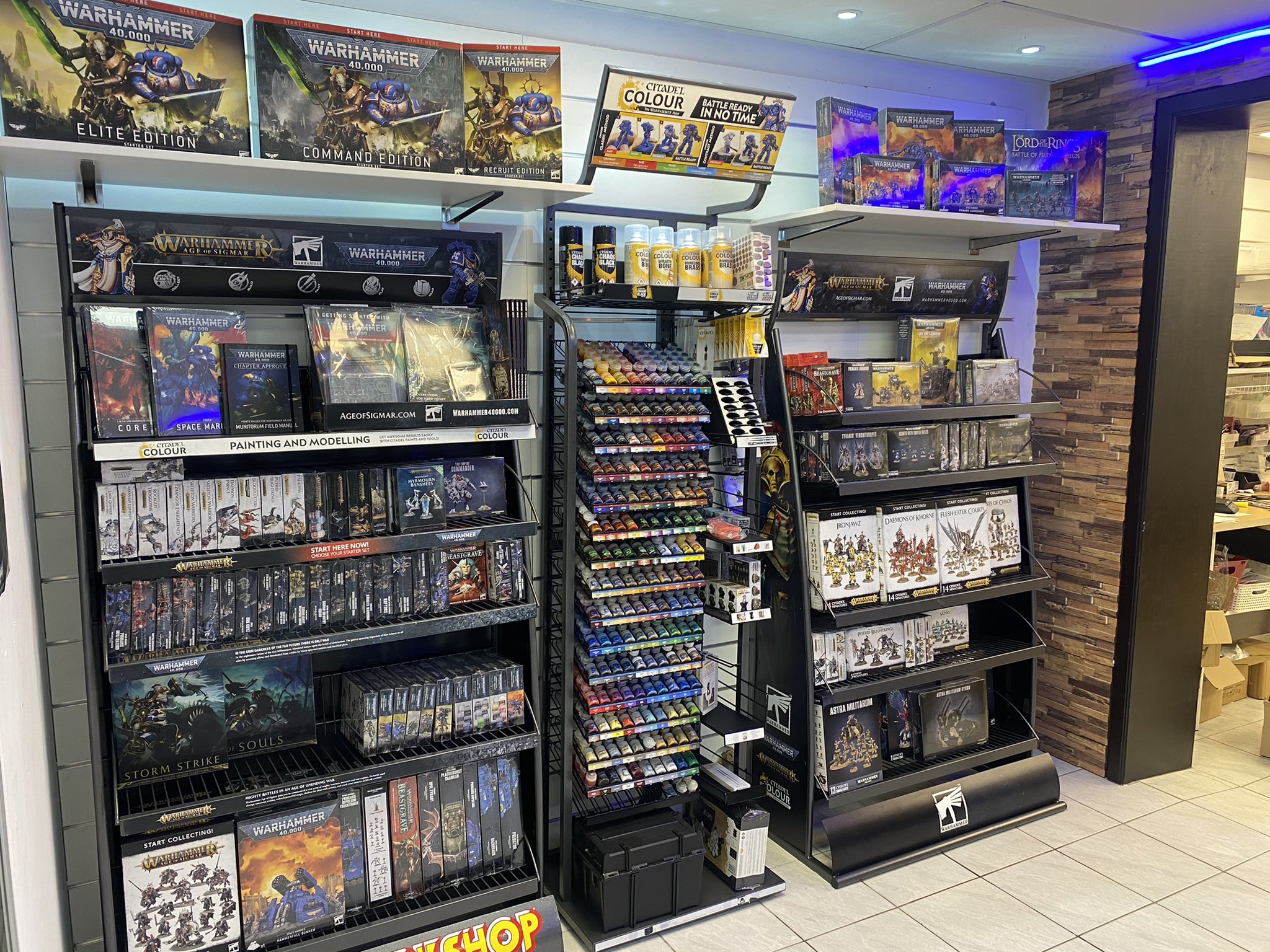 Warhammer 40k games shop and citedel paint for tabletop game store