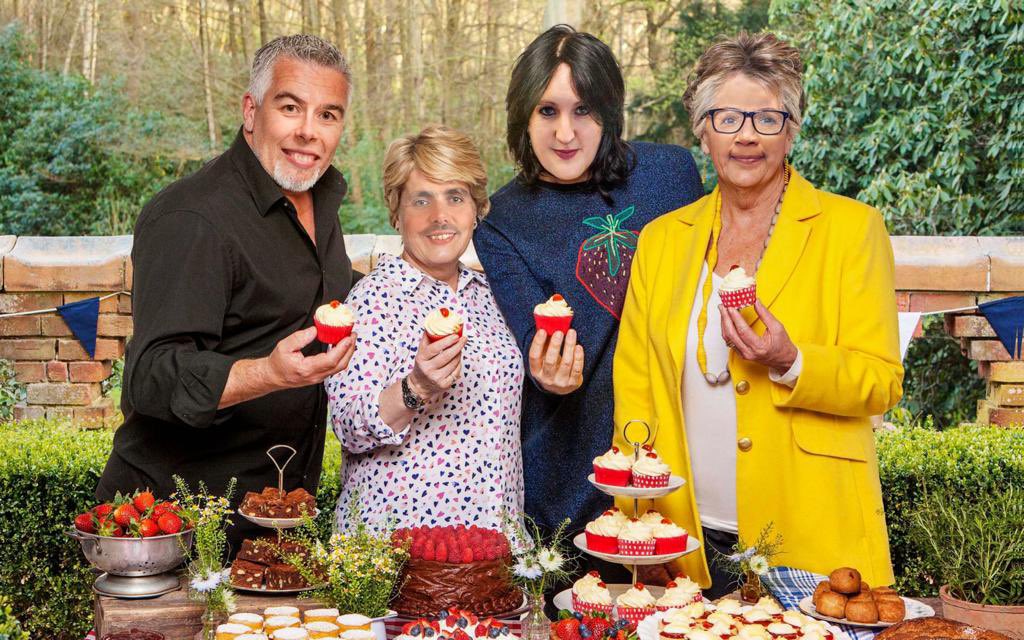 GemmaLace's tweet photo. The Salford BioBakeOff competition is LIVE! Open to staff and students across the Salford biomedicine programmes. Get involved and spread some biology themed JOY! 

Email entry’s to me by 4pm 18th December (g.l.lace@salford.ac.UK)

IF I GET THE SACK IT WILL BE WORTH IT https://t.co/UhuWdVsFfm