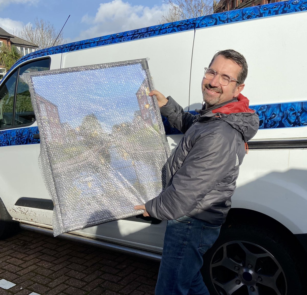 toriduckducks's tweet image. @malmurphyart @CardiffFrame So lucky to be the proud owner of this beautiful original painting. Hand delivered by the great man himself. The frame finishes it off beautifully. Love it! #lovewhereyoulive #supportlocal