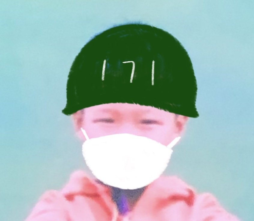 holly951225's tweet photo. 너무 똑같애가지고 어이없음.. https://t.co/NkaG4dbbPi