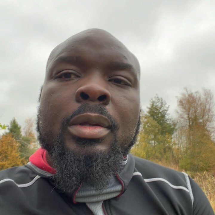 Live_YourQuotes's tweet photo. I had this conversation with one of my Youngers recently who was struggling with a manager who was intimated by him #morningrunlessons https://t.co/uvxeD64lIr https://t.co/o7ry0M5YsT
