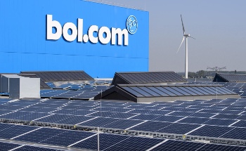 verlichtingnl's tweet photo. Alle gebouwen https://t.co/H30yPFTHvJ over op #duurzameenergie https://t.co/OAs81X6EDO