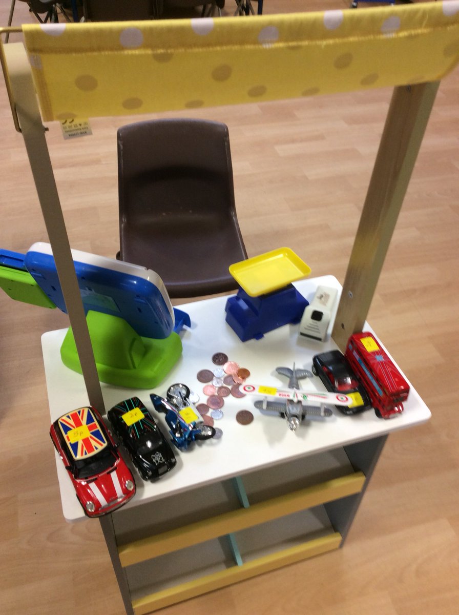 OSJ_RecS's tweet photo. This week we have been talking about money. We looked at the 1p, 2p and 5p coins and used them to pay for some vehicles. https://t.co/hxtHqz5Gst