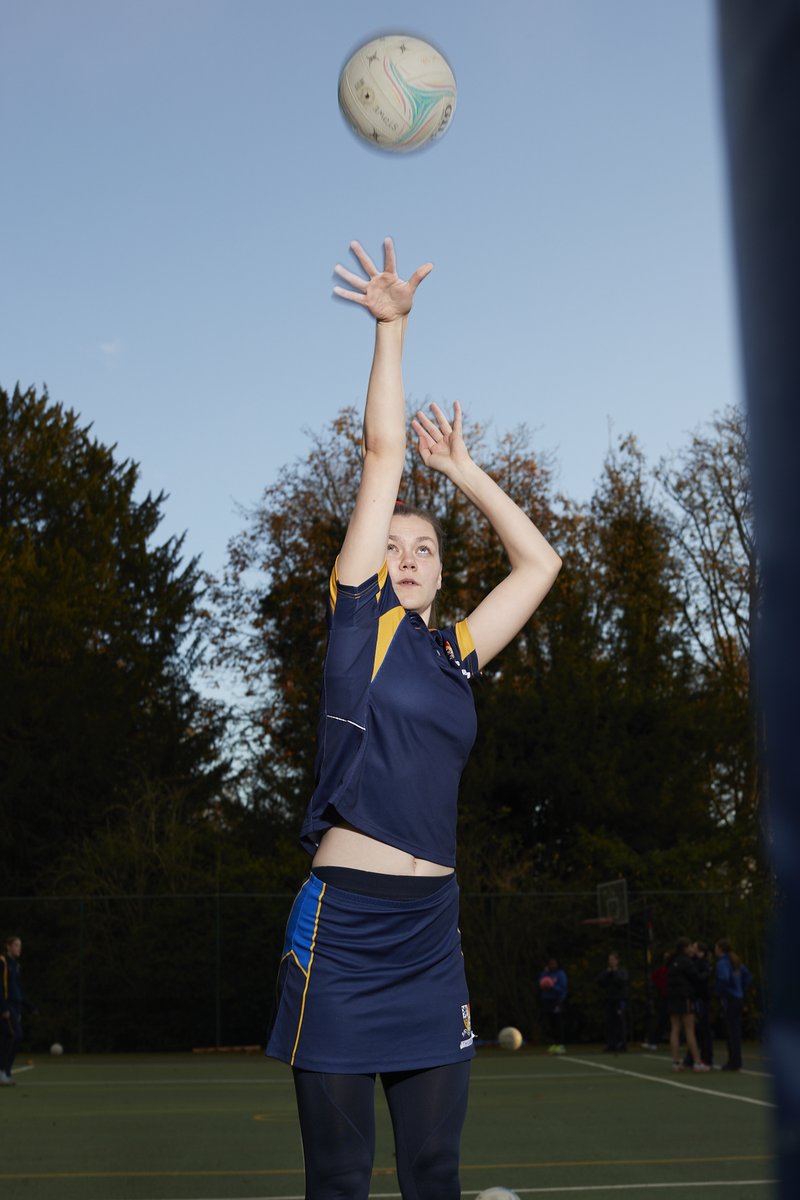 StoweSport's tweet photo. Congrats to Megan Thorne (Cheshire U6) Just signed for Wasps Senior Squad Netball. We look forward to seeing her on TV soon! #netball #BlueAndGold #StoweSport #Change100 #Stowe100 #StoweSchool https://t.co/wW8E05FCKe