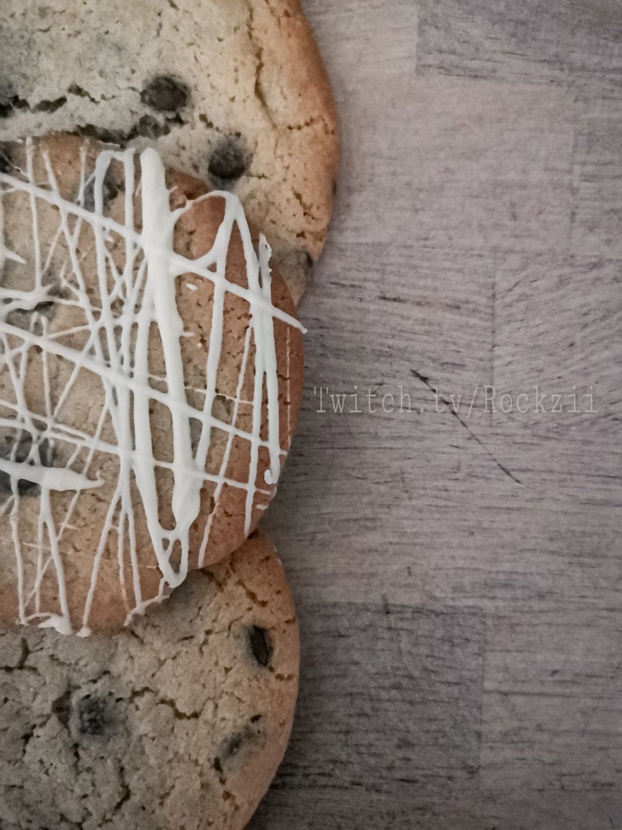 Hallo? Jemand da? 👀

Wollte Euch nur ein paar Kekse hinstellen.