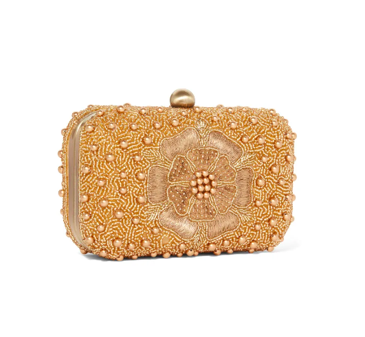 fromstxavier's tweet photo. Our richly beaded bag features a Tudor rose from a late 15th- to mid-16th-century silk velvet hanging in The Met collection. Made exclusively for @metmuseum - https://t.co/EUNnK5P5xW https://t.co/TwMeKI1Qoo