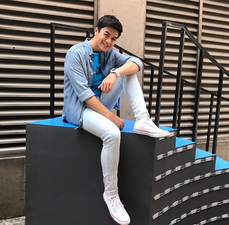 lilmissnixx's tweet photo. CK first captured my attention in Showtime as a shy charming bebe boy in his early days as a hashtag 

HASHTAG5 ANNIVERSARY
@hashtag_CK https://t.co/8PaFAfpqfU