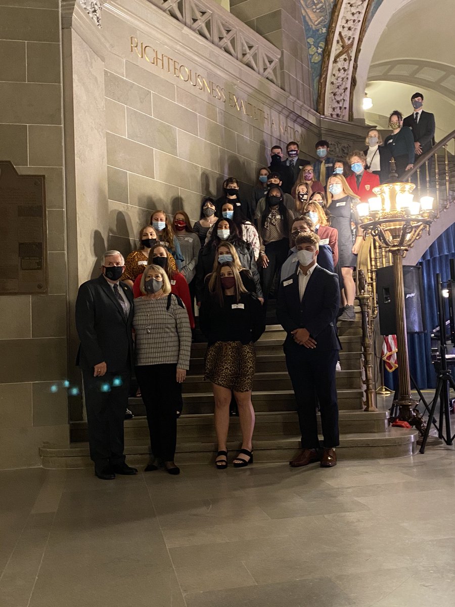 JagCounty's tweet photo. Today we honored our JAG student, Haliegh, for the exceptional essay she wrote. Thank you @FirstLadyTeresa for welcoming us into your home and @GovParsonMO for your encouraging words. #mcr1pride https://t.co/AxzF6AtQ0x