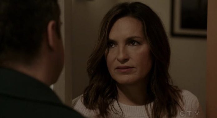 ivx80's tweet photo. is it wrong to want them to be together???? #BarsonIsReal https://t.co/5IzXBqXVXe