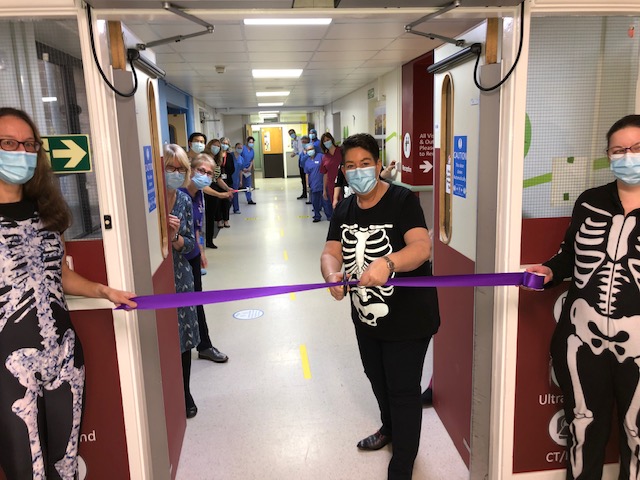 BTHFT's tweet photo. NEWS: @BTHFT launched key refurbishments to its Radiology unit on #WorldRadiographyDay.
Thanks to amazing public support, @BTHFTCharity's #RaysASmile appeal has transformed the department into warm & relaxing spaces for children & adults. π
FULL STORY: https://t.co/CzAxCKoyUV https://t.co/V0PdOouwxY