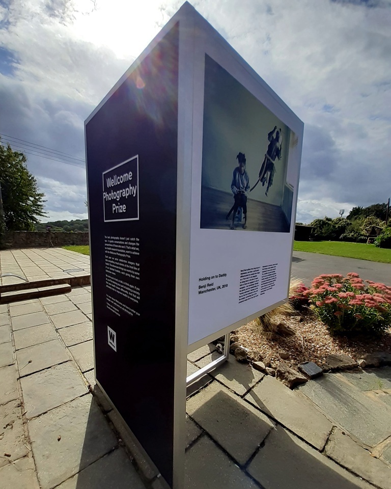 InstallArchive's tweet photo. #WellcomePhotographyPrize exhibition for Wellcome Collection

The 2020 prize had five categories: Social Perspectives, Hidden Worlds, Medicine in Focus, and two categories on Mental Health, which was the special theme for the year.

The prize was due to … https://t.co/Ak9zlyfvRQ https://t.co/93P1kiEQL8