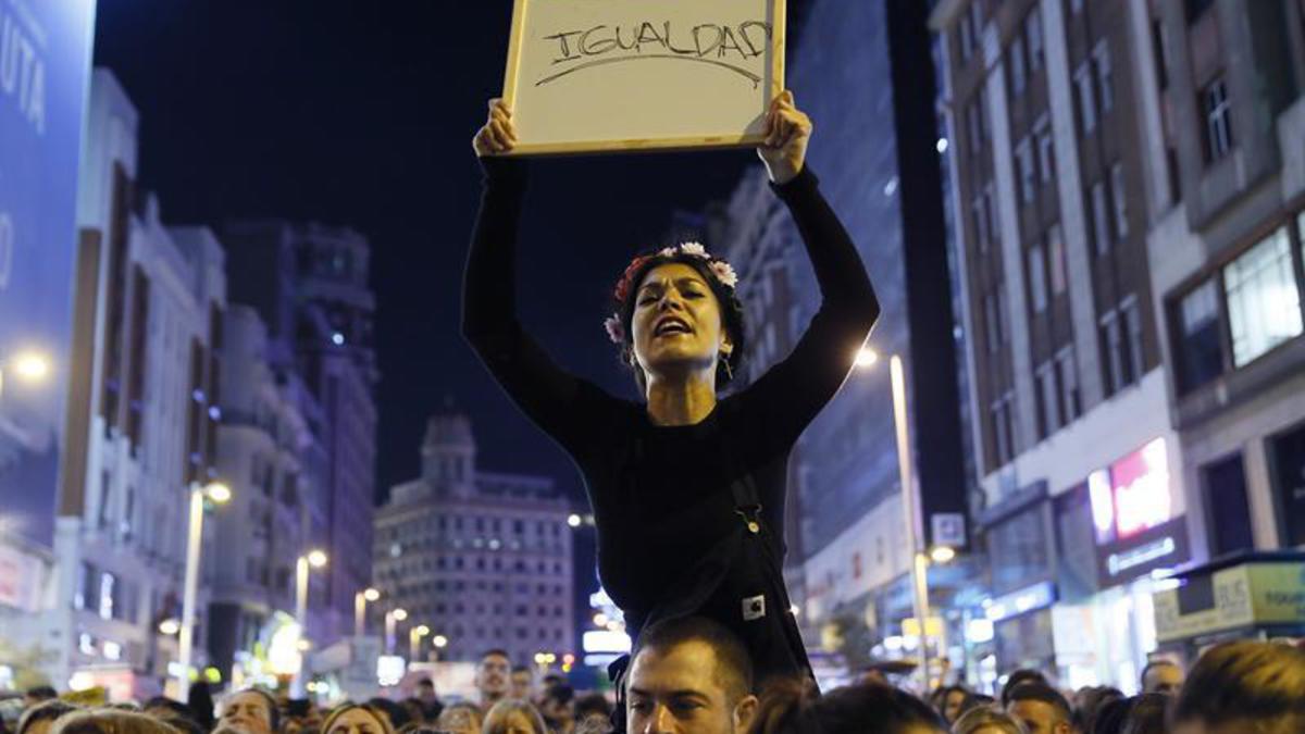 _infoLibre's tweet photo. Las mujeres trabajarán gratis desde hoy hasta terminar 2020 como consecuencia de la brecha salarial https://t.co/4GTynC1o8I #Yotrabajogratis https://t.co/xaHtN5odPg