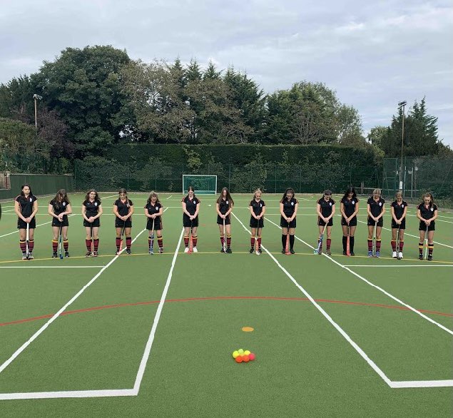ShiplakeGilSpo's tweet photo. Remembrance service today - To all those soldiers that lost there lives, we still remember 🙏🏽 ⁦@ShiplakeCollege⁩ ⁦@ShiplakeHM⁩ https://t.co/n5kNzHBAXG