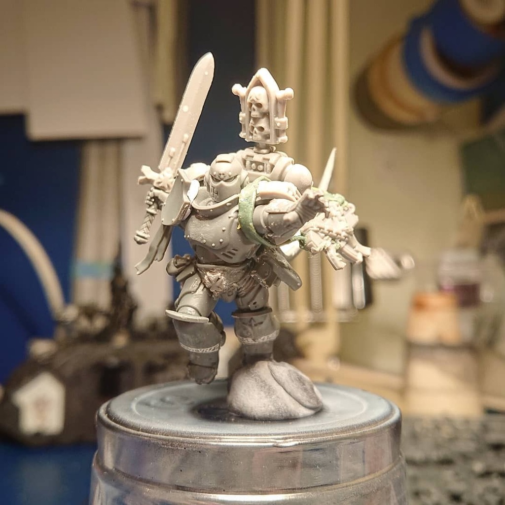 andys_customs's tweet photo. This little conversion turned out pretty nice, can't wait to get some paint on him but diorama needs build first 😁
#andyscustoms #mini #miniatures #models #conversion #custom #warhammer #gamesworkshop #warhammer40k #gamesworkshopaberdeen https://t.co/L3SlqW9rYK https://t.co/d0LH8CSVMh