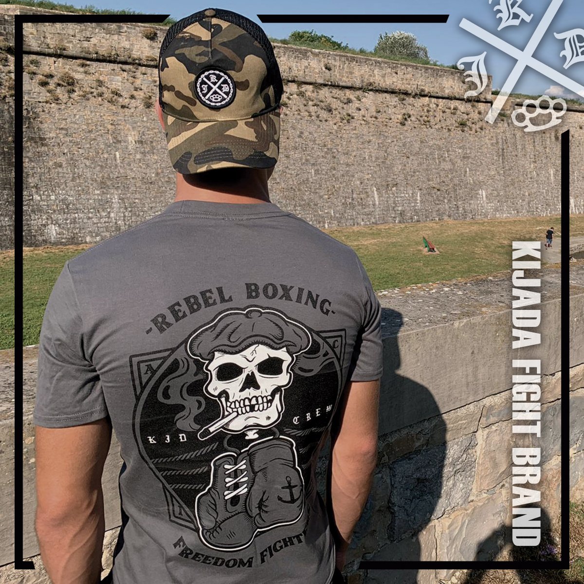 BestiarioShop's tweet photo. Tenemos nueva marca en Vallekas!
Kijada Fight Brand viene con diseños muy potentes!
Ya disponibles en https://t.co/Ap4TJYfSyi y en nuestros percheros.
#vallekas #antifa #kijada #bestiarioshop https://t.co/AefDygc0Uq