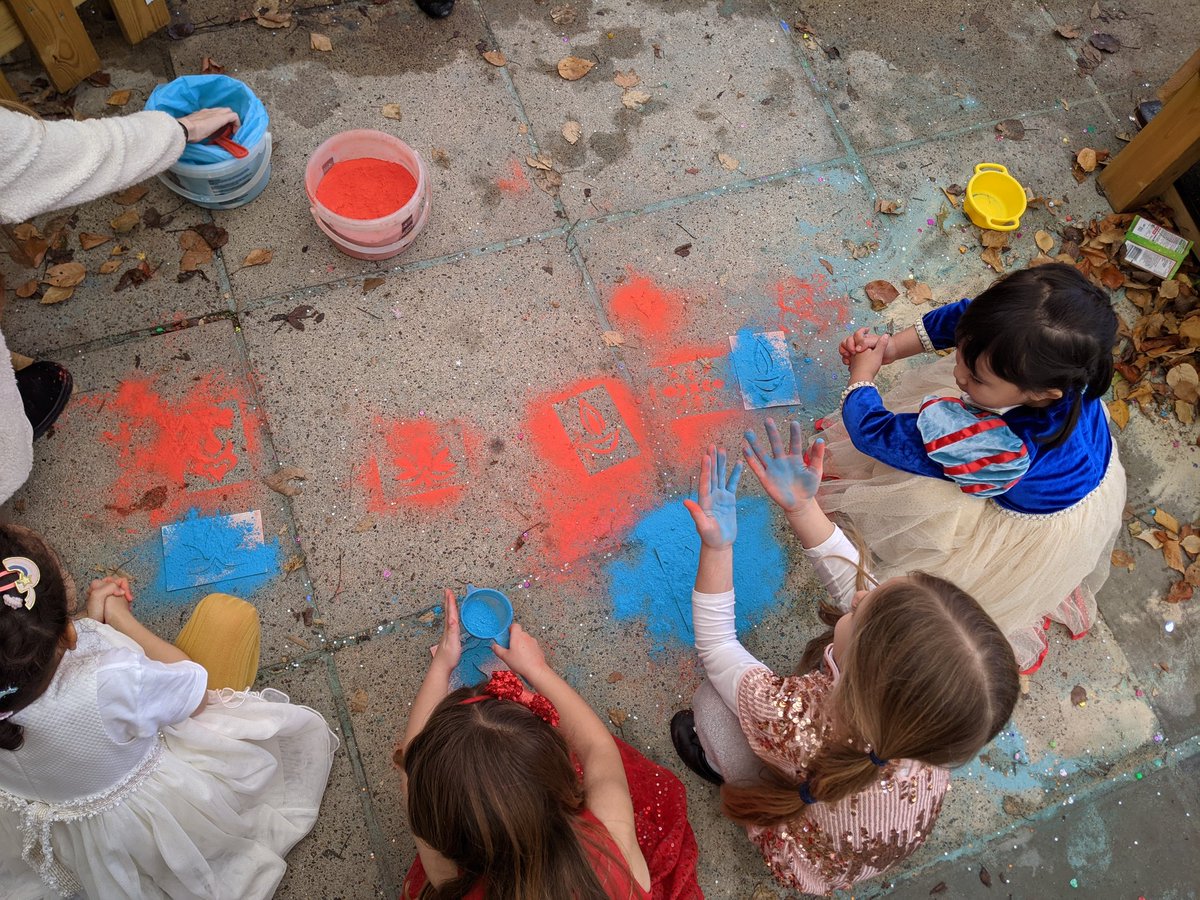 OHS_EYFS's tweet photo. Reception had lots of fun celebrating Diwali. They cooked barfi sweets, created Rangoli patterns, learnt some Bollywood dancing moves and had a small henna design painted on them. #futureready #globallearners #EYFS #reception #girlseducation #GDST #GDSTgirls https://t.co/9XEvuJ8N3c
