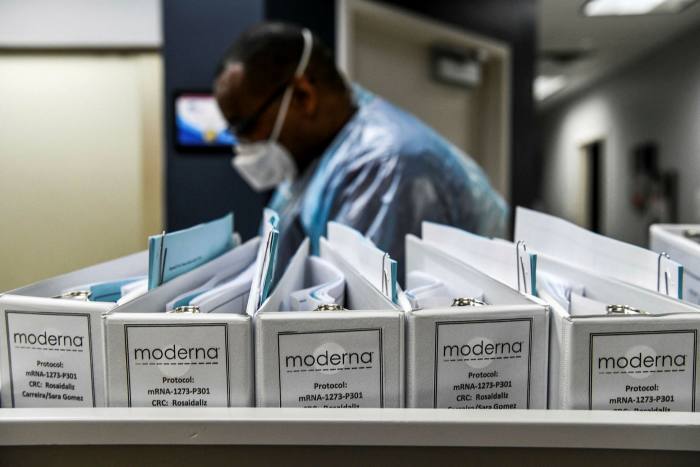 AliAsadofficial's tweet photo. #CovidVaccine 
#coronavirus 
#COVID19 
By contrast, Moderna — a newer and still lossmaking company — has sought to pitch its vaccine at about $50 to $60 a course of two jabs, after initially asking for almost double that amount https://t.co/1hD3BH40ew