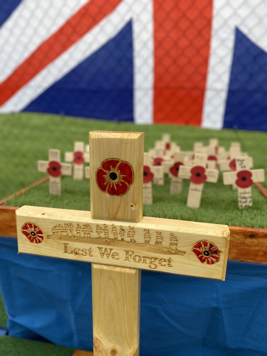 MJonesHGSA's tweet photo. Final preparations underway for our @HeanorGateSC whole school remembrance parade. Super example of our collective, community spirit. Always an emotional event. #LestWeForget  #RemembranceDay  #TeamHeanor https://t.co/Hs8TaA2HBt