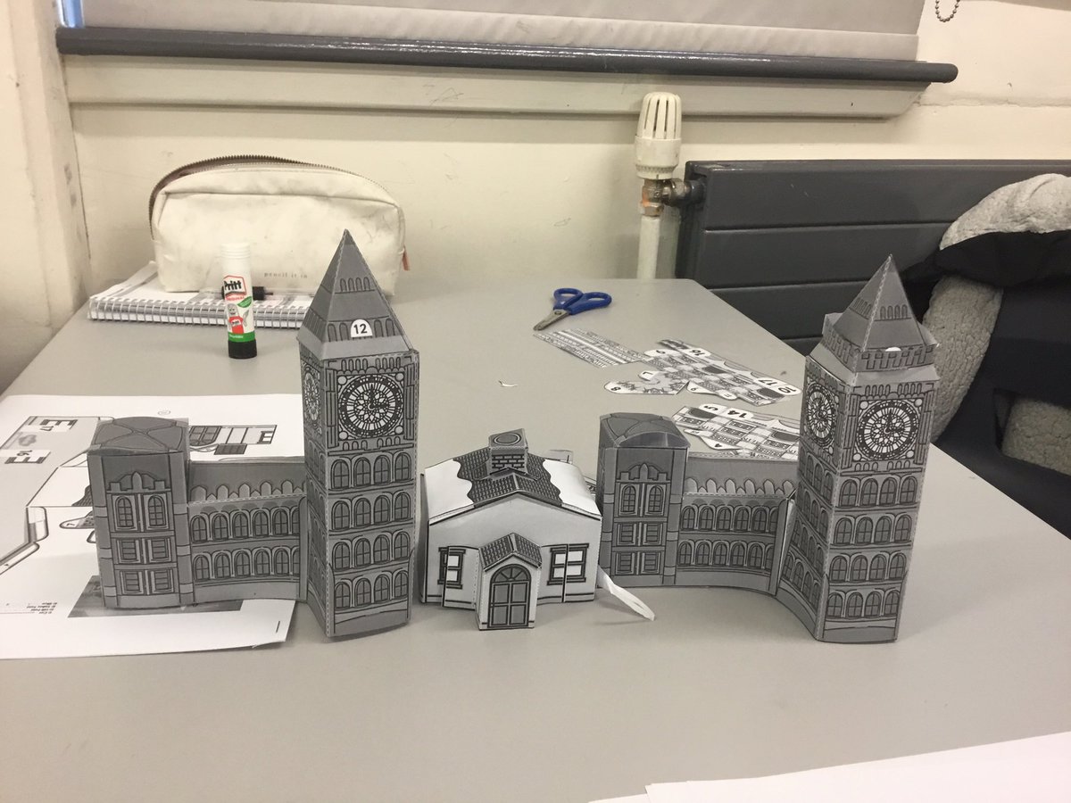 OfficialEcco's tweet photo. Live from Year 9 Tech!  We’re starting an Architect project and today we’re making models of Big Ben. Creative and innovative @eccoDT teaching in a Geog classroom! #EccoTeam 🖤❤️ https://t.co/m0UUkcTG5i