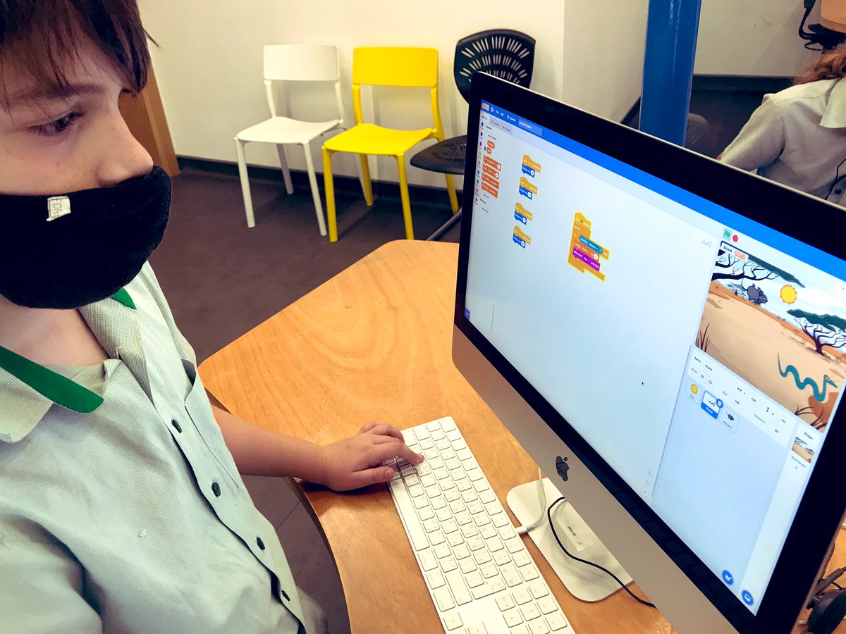 GeorgeStokesHoP's tweet photo. Today in computing @ArborYear5 used their prior knowledge of food chains from @ArborYear4 to programme models of the tundra, aquatic, forest and desert biomes within an interactive chase game. https://t.co/BBUmIpCrAI