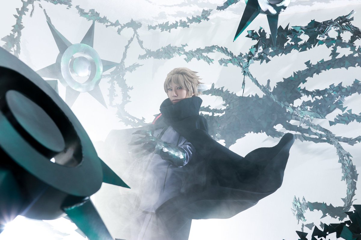 コス画像】ワールドトリガー ヒュース 蝶の楯 三角片1万ピース超えた