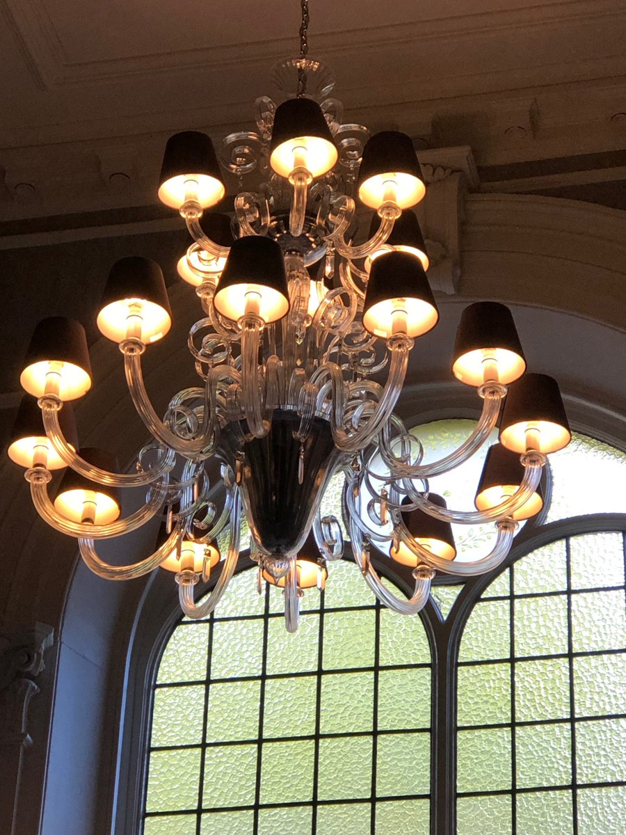 CCleaningPeople's tweet photo. Chandelier cleaning in North Leeds
Call for a quotation 
#Chandeliercleaningpeople https://t.co/LB1nptzG0w