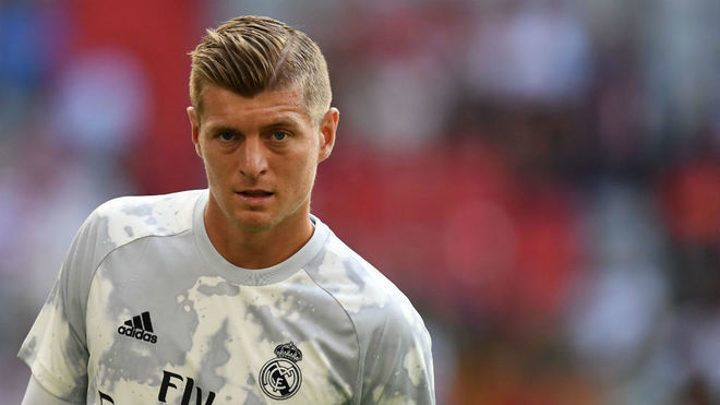 elchiringuitotv's tweet photo. 😐 KROOS SE PONE SERIO:

"Me parecen estúpidos los bailecitos y las coreografías en las celebraciones." 

🗞️🇩🇪 Vía 'BILD' https://t.co/CqS8IZItjb