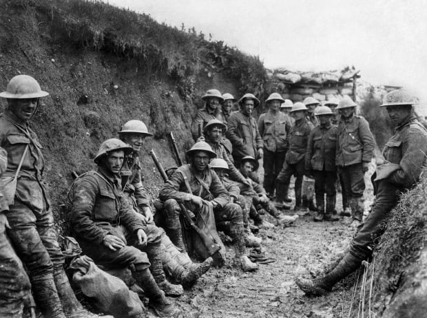 mainlyoasis's tweet photo. On the 11th hour, of the 11th day, of the 11th month, we will remember them.

#RemembranceDay https://t.co/dV8GDuN1s1