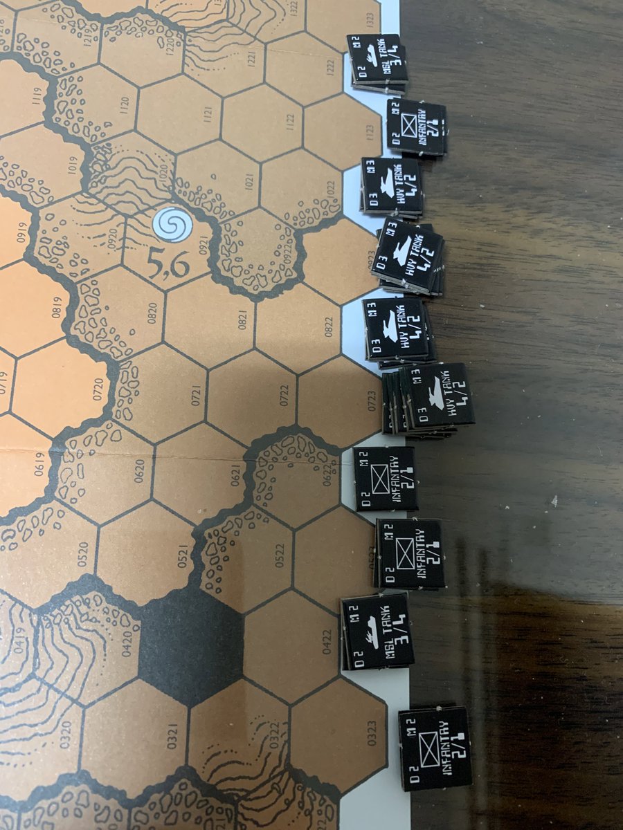 Combine setup 7x2INF 16 HVY 4 MSLNote that the scenario gives Combine 20 armor units but if you done use GEVs there’s only 16 Combine AUs in basic OGRE. This map is not suited to GEVs and the MSLs will lag behind the HVYs. Used HVYs from Reinforcements set.