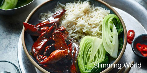 SlimmingWorld's tweet photo. If you’re #WorkingFromHome and looking for tasty lunch ideas for the rest of the week and beyond, we’ve got some top #SlimmingWorld-friendly midday meal ideas for you to try 🍽️. Head over to #TheSlimmingWorldBlog to find out more and get creative! https://t.co/bOE7q7C58b https://t.co/iJxoNXCk1u