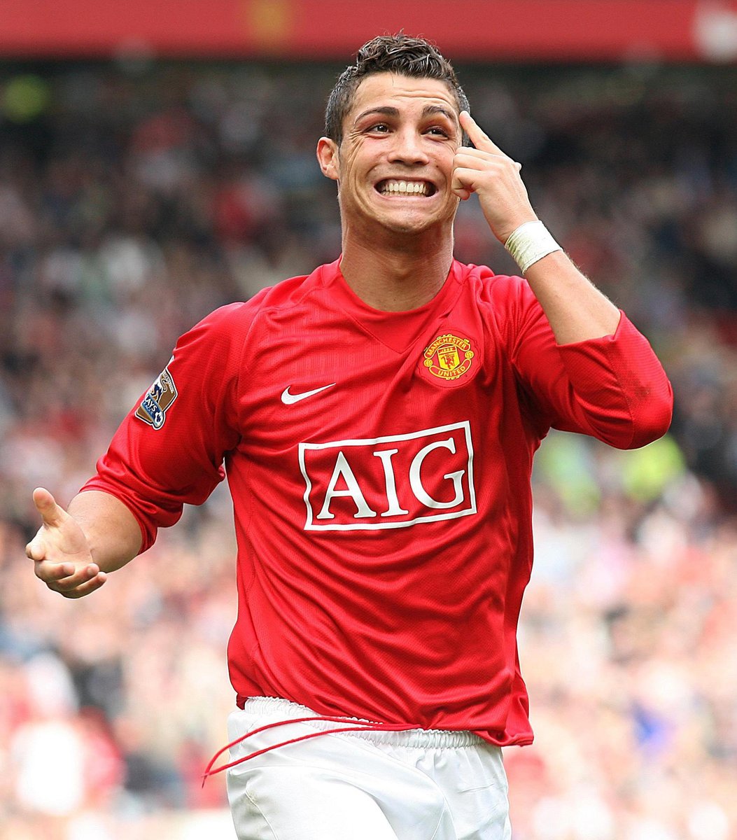 sportbible's tweet photo. With Cristiano Ronaldo linked with a return to Manchester United, which legend would you like to bring back to your club? https://t.co/cI6BRhB2w2