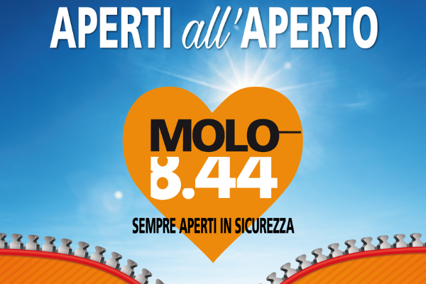 MOLO844's tweet photo. Al Molo 8.44 fai shopping in sicurezza! -#ApertiAllaperto #Molo844 #Promozioni #VadoLigure - Nel pieno rispetto delle normative il Molo 8.44 rimarrà aperto anche durante il weekend osservando i consueti orari: dalle ore 9.00 alle ... - https://t.co/lraylYJ1vr - https://t.co/WmnLQGgbdK