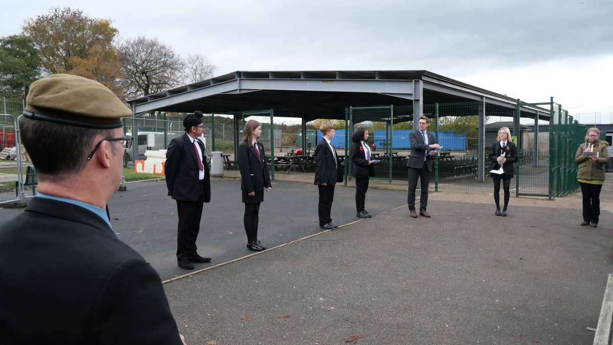 RastrickHigh's tweet photo. Today and every day, Rastrick High School will remember #LestWeForget https://t.co/9XEOR3DYUT