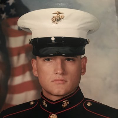 finally, to dad, Patrick, Alex, Todd, Luke, Gary, Eric, Bernie, Brooke, Zach, Allen, Chris, Won, and so many, many more friends & great Americans -thank you and happy Veteran's Day to all who answered the call(10/10)