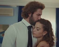 asioigle2013's tweet photo. #MiMentiraMasDulce #BenimTatliYalanim #furkanpalalı #AslıBekiroğlu #LavinyaÜnlüer #Asfur #NejSun
Que capítulo más tenso el del lunes Suna apoyando a Nejat 😍😍😍 https://t.co/Zl2S5kd4WZ