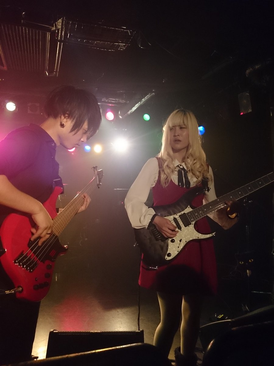 501dera's tweet photo. ベースの日🎸
ん?!
ベーシストの日??(・・;)
#流星はベーシスト
#ミライspeaker
#BLOODROAR https://t.co/mvVZBAHckq