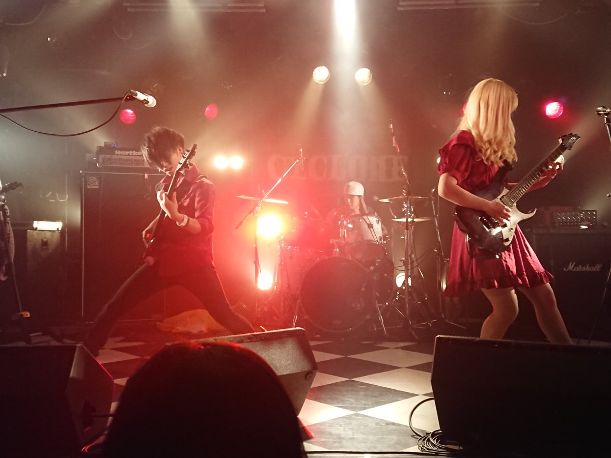 501dera's tweet photo. ベースの日🎸
ん?!
ベーシストの日??(・・;)
#流星はベーシスト
#ミライspeaker
#BLOODROAR https://t.co/mvVZBAHckq