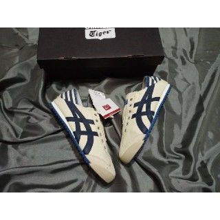 ProjekUsaha's tweet photo. Saya menjual Sepatu onitsuka mexs... seharga Rp500.000. Dapatkan di Shopee sekarang! https://t.co/N9O0bP2BcM #ShopeeID https://t.co/u5O8housSx