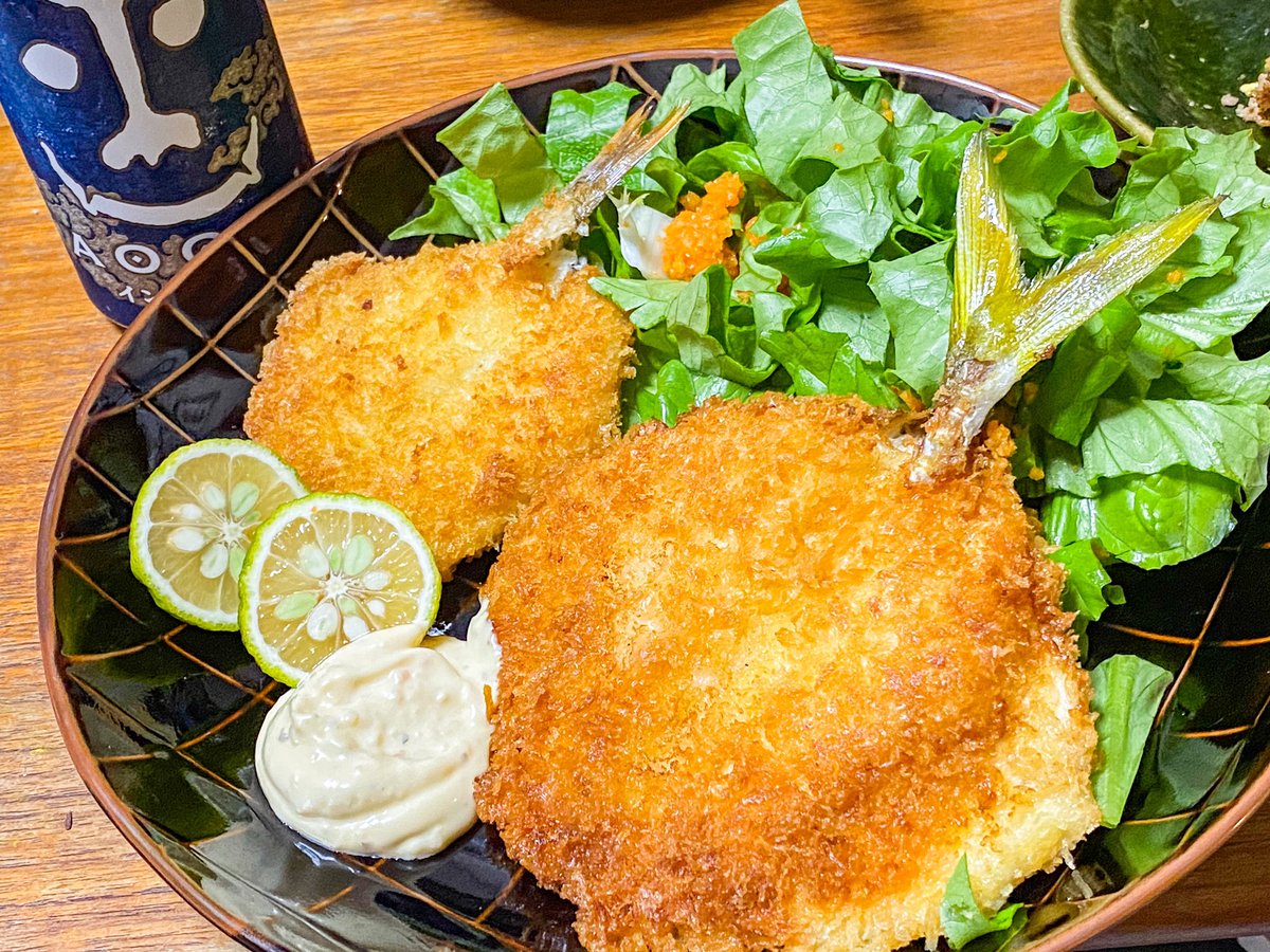 Funa シマアジ イトフエフキフライが完成 シマアジフライはザ 釣り人の特権では 真鯵のフライとはまた別種の旨さ イトフエフキはややカルキ臭がして なんとか食べられるレベルだった