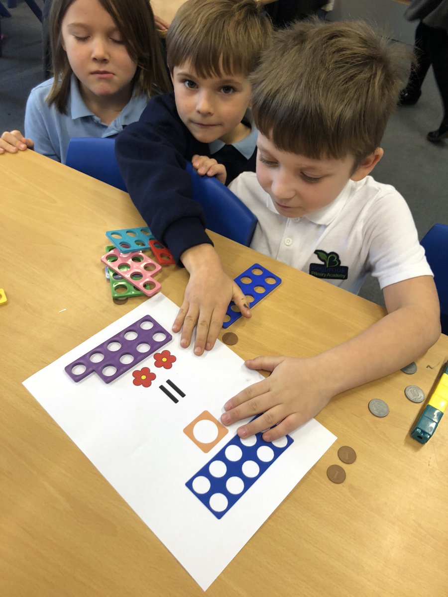 BegbrookAcademy's tweet image. Year 2 Mathematicians balancing equations!! Lots of Pearl and diamond power this morning - we had to think very carefully about the value of the different representations in order to add the correct manipulative and balance the equation! #year2learning #wearemathematicians