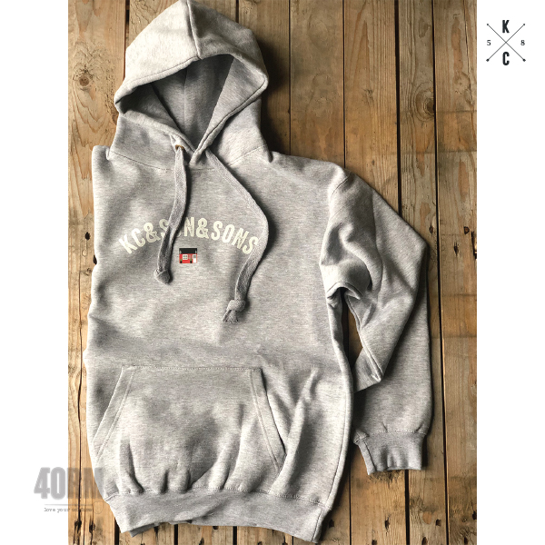 4ormdotie's tweet photo. We've jumped into bed with @KCandsonandsons to create some delicious merchandise.

Treat yourself or the KC's fan in your life.
Yummy!
#ShopLocalIreland #HowsThe4orm #IrishBusiness

https://t.co/oc3HO0PTVV https://t.co/n1l2kMrR1S