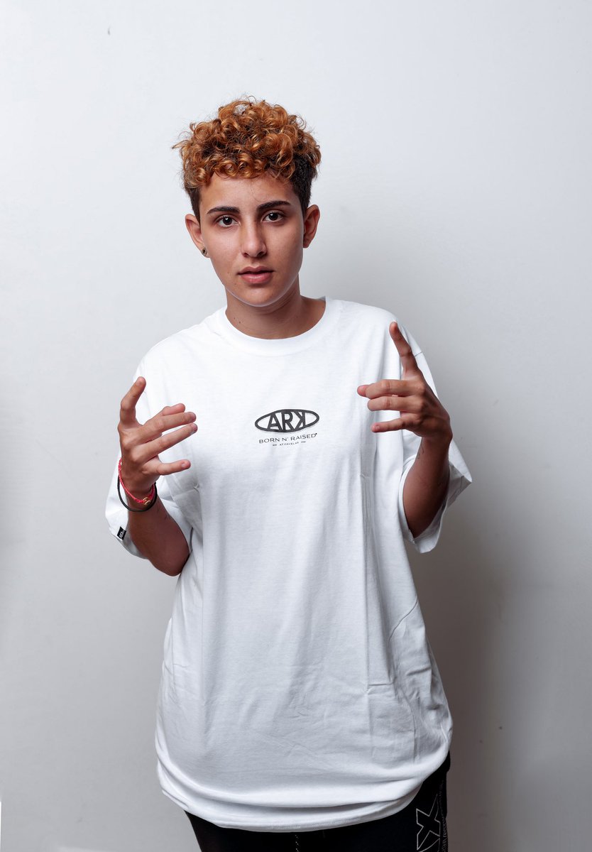 arkcompanybr's tweet photo. AGORA É GUERRA!🔥🔥
.
Saúdem a grande campeã da #BDA4ANOS, essa é a nossa homenagem para @sadguerra0 em parceria com a ARK.
.
Aguardem novidades.
.
#rapnacional #rap #streetwear #BDA4ANOS https://t.co/bvLmfcxLBO