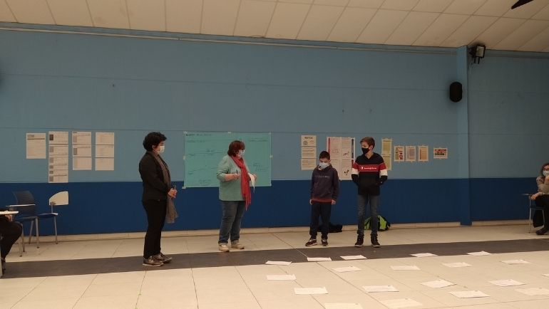 ayto_alfinden's tweet photo. La Puebla de Alfindén trabaja en su III Plan de Infancia y Adolescencia.

📝 Un grupo de vecinos y representantes de diversas instituciones y asociaciones sigue trabajando junto a los niños y adolescentes para sacar este proyecto adelante ➡️ https://t.co/rAgOmtDZY7

#PIAPA https://t.co/sFD00P1a9c
