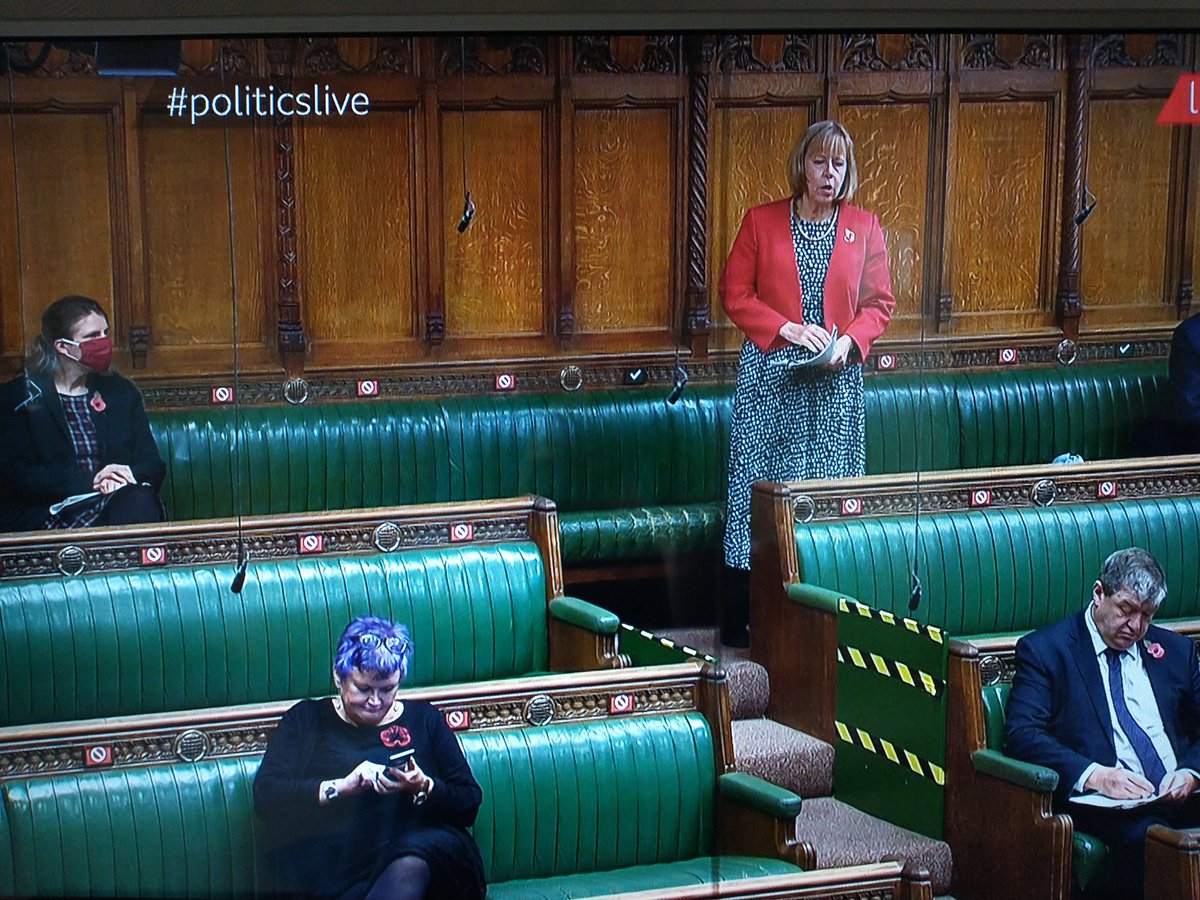 Diablokilla2's tweet photo. Is this really the future of our government, purple fucking hair, sat on their phone, looking disinterested on live TV. #shitlickers #crapgovernment #PoliticsLive https://t.co/h77cWdDL7F