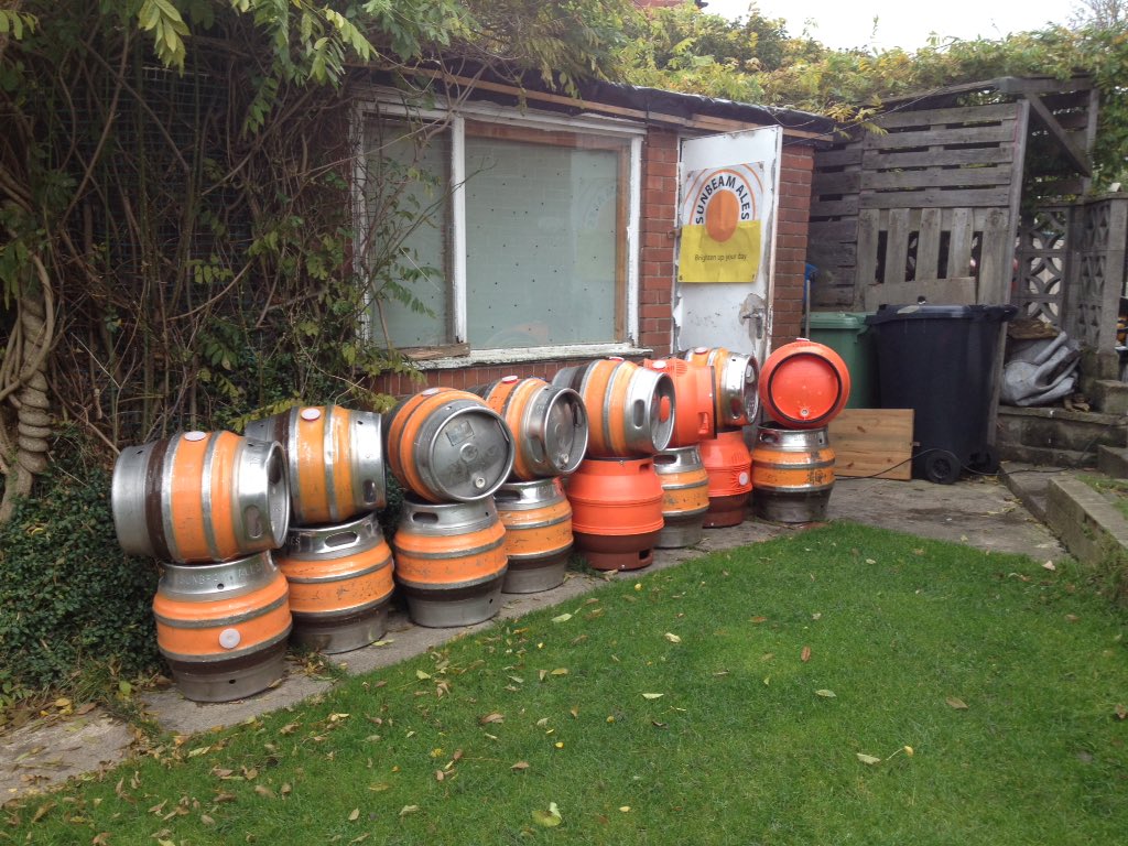 16 firkins washed and ready to be filled with two new beers • APA 4.2% summit, cascade & cluster • Black Forest gateau porter 4.9% Both will available in BIB next week. It's not too late to get some beer for the weekend Text 07772002437 to get some EPA 3.9%