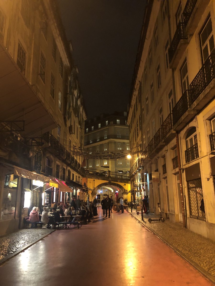 OnaCarlosX's tweet photo. Pink Street in Lisbon, Portugal 🇵🇹 #visitlisboa #Lisbon https://t.co/vhCv0r6M7b