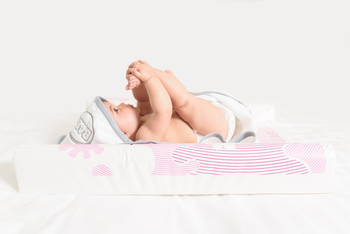 BabyDam's tweet photo. Limited stock of our Fuschia ChangeMat and CozyToze Hooded Towel Bundle.... available now on https://t.co/GlnAuZpgjC
#BabyDam #changingmat #bundle #babymusthaves #babyessentials #babychangemat #babyshowergiftideas #COZYTOZE #bathtime #fuschia #hoodedtowel https://t.co/kEFZVWA6qB