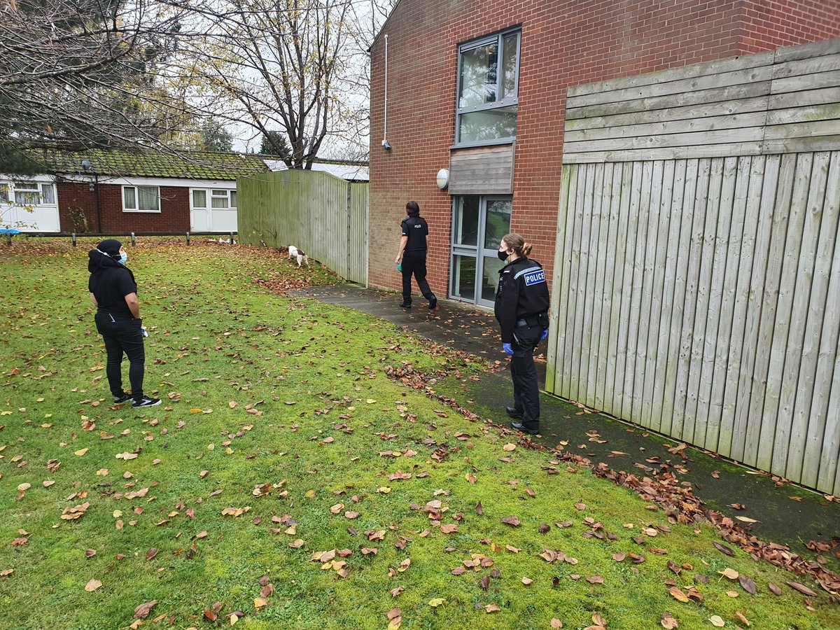 BordesleyWMP's tweet photo. PC Hill and PC Cooper are out and about on Broadway Avenue with @WMPDogs lots of engagement with residents. Drug and weapons sweep completed. #opscepter #saynotodrugs #liveknifefree https://t.co/ztM3JwGWIT